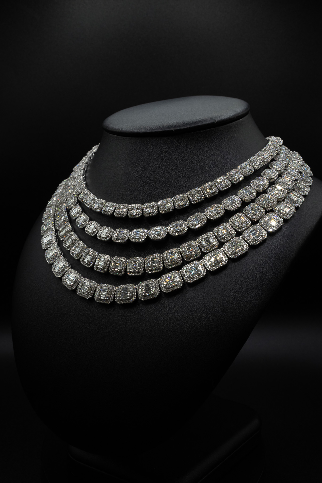 Designer-grade chain — DIOR-influenced build